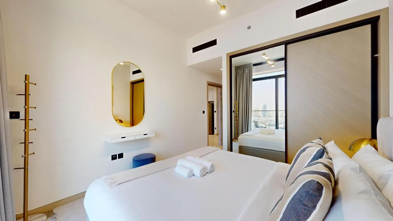 Binghatti Luna - Upgraded One Bedroom In Jvc Dubai Apartment