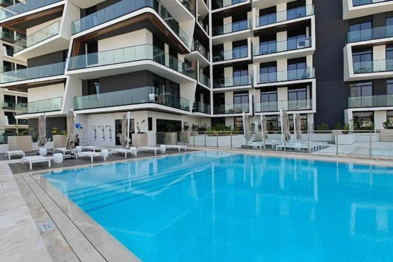 Binghatti Luna - Upgraded One Bedroom In Jvc Dubai